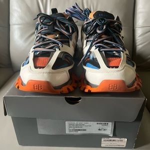 Balenciaga Tracks (men size 44)